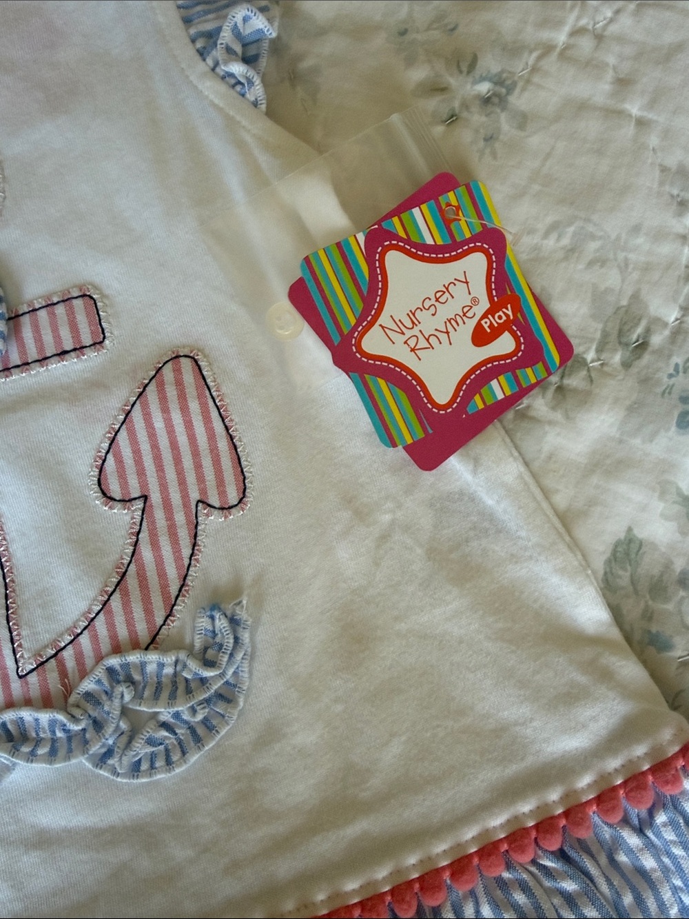Anchor Shirt ⚓️ 🩷 - Picture 2 of 6